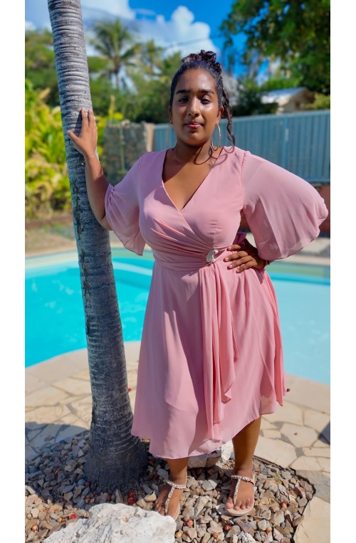 Caroline Grande taille